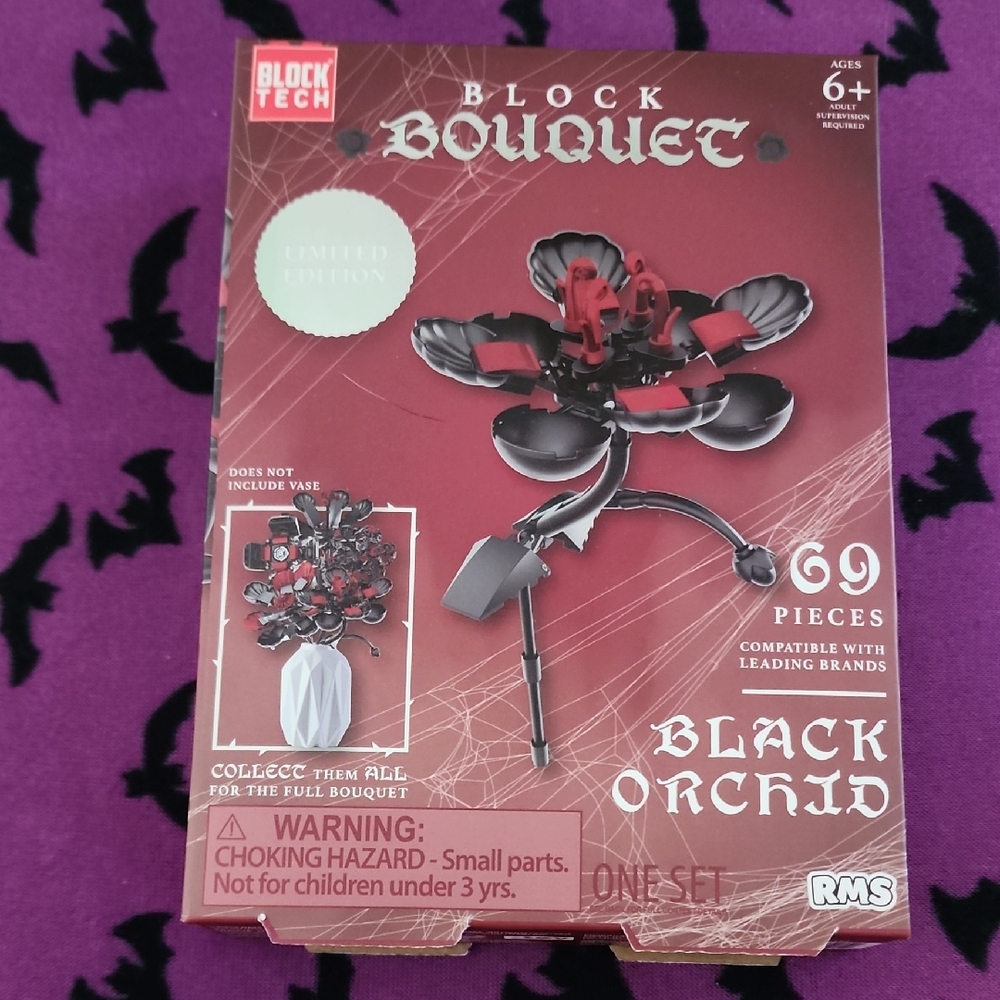 Black Orchid Building Set